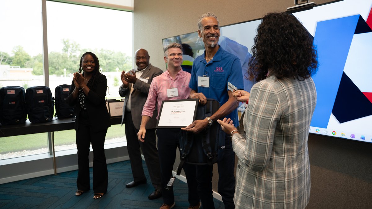 SuffolkBuilds's tweet photo. Suffolk recently celebrated the 9 local trade partners who completed the inaugural Build With Us @ Suffolk Mid-Atlantic program. Led by Suffolk’s Trade Partner Advancement team, the program connected participants with Suffolk leaders and teams across the business https://t.co/iKEofUgz1k