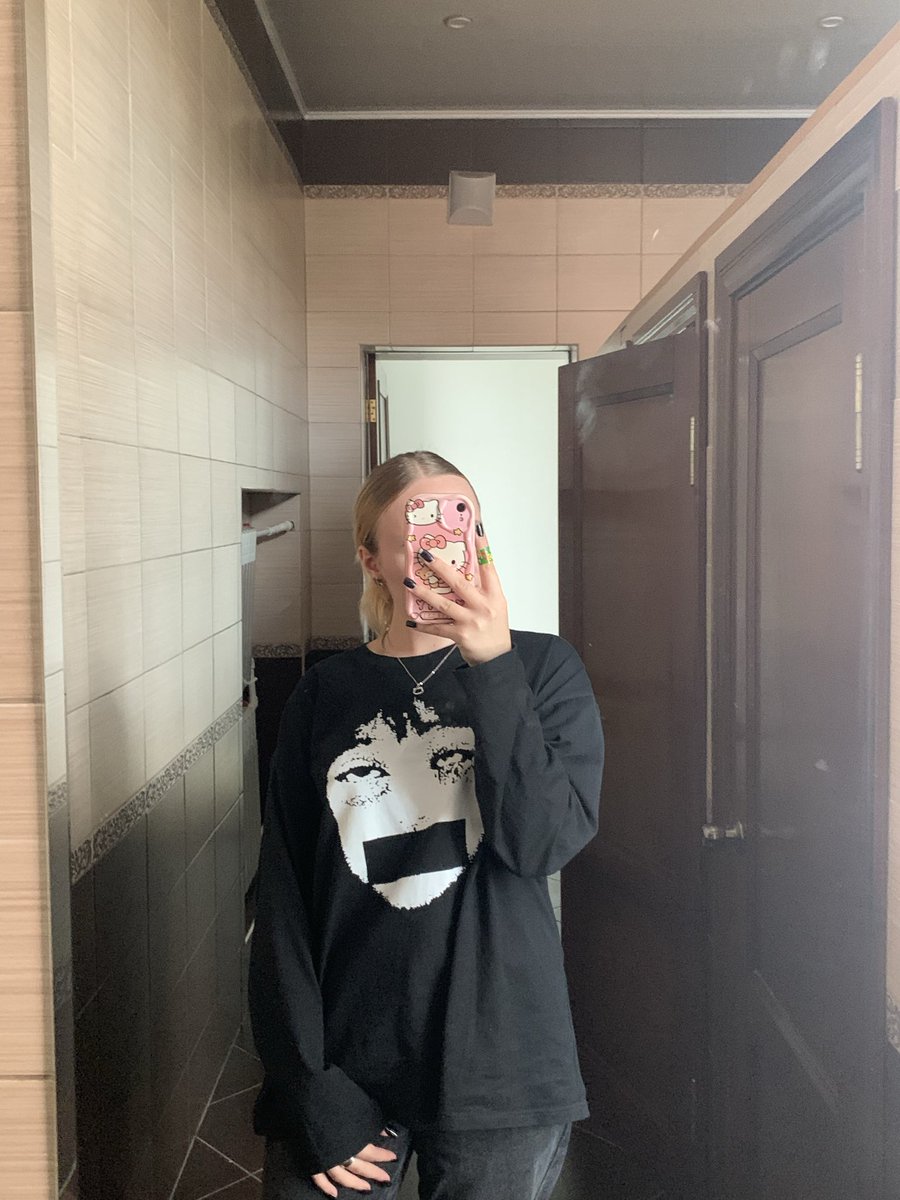 fox_lilil's tweet photo. мне паучка подарили 🥺 https://t.co/pKkiHjvA1c