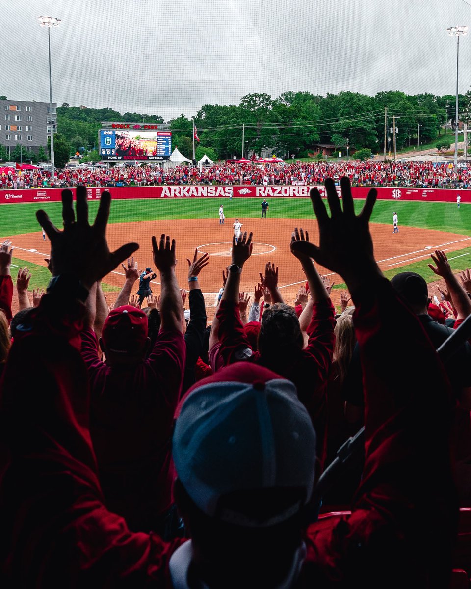 RazorbackSB's tweet photo. IT ALL STARTS TOMORROW

🎟️ https://t.co/RccFt6z1s6 https://t.co/hFazqQAjEa