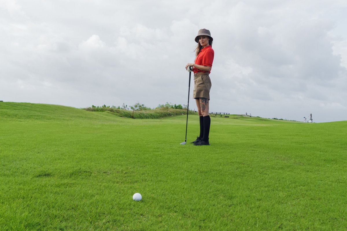 megumiem0's tweet photo. I was at the parkland course on a bright day after supper. With a photographer, we were considerate. For height, the swing felt open and deliberate. I felt happy. #GolfLife #CasualGolf https://t.co/Nb85Y2BDnS
