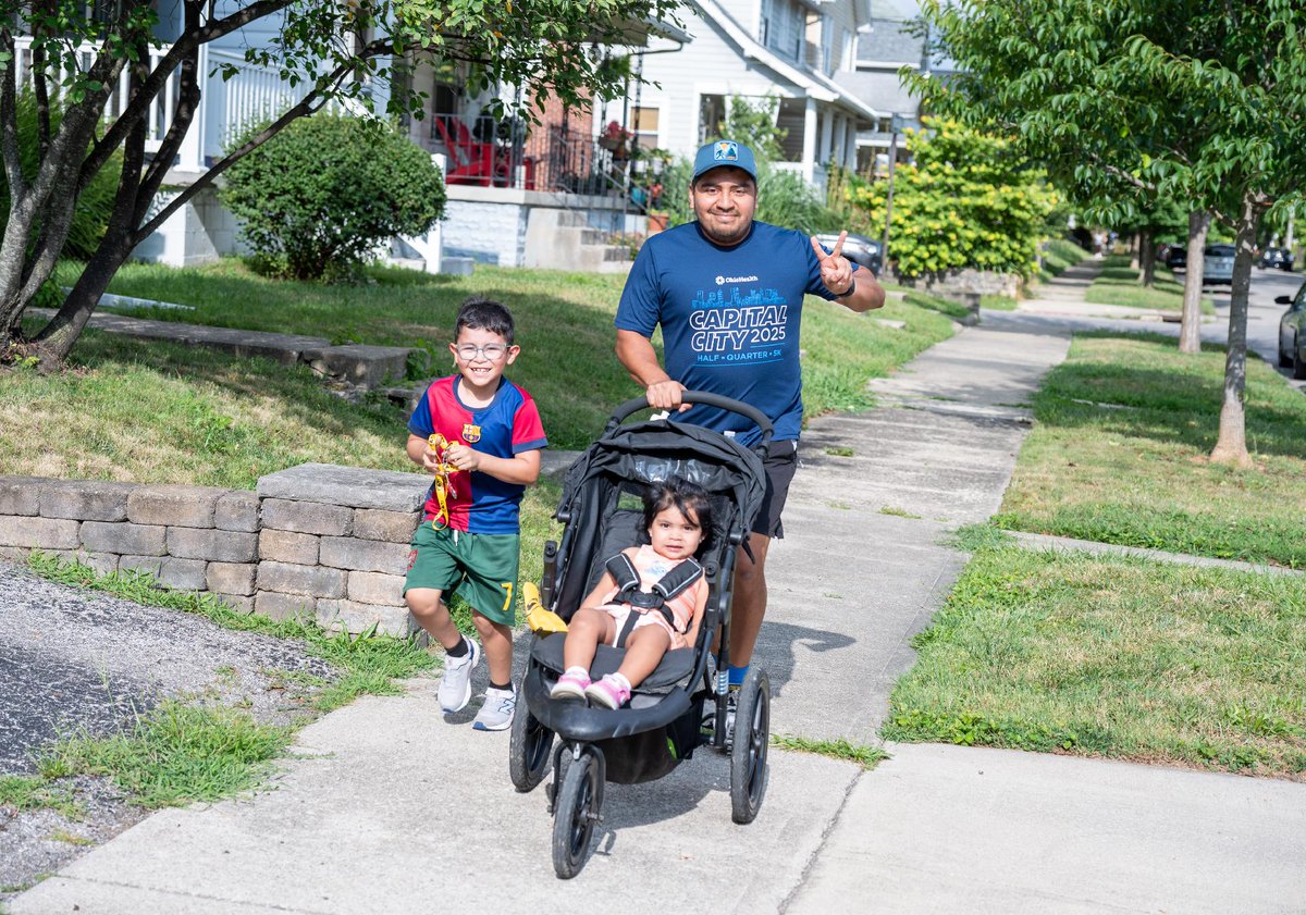 ColsCitySchools's tweet photo. 🔙 𝗧𝗛𝗥𝗢𝗪𝗕𝗔𝗖𝗞 𝗧𝗛𝗨𝗥𝗦𝗗𝗔𝗬! 🔙 

This summer, CCS staff and community members came together at Southwood Elementary School for a Move Together Walk with Columbus City Councilmember Rob Dorans! #OurCCS #LeadersGrownHere 

👀 @CbusCityCouncil 👀 https://t.co/zYiRUJBVNz