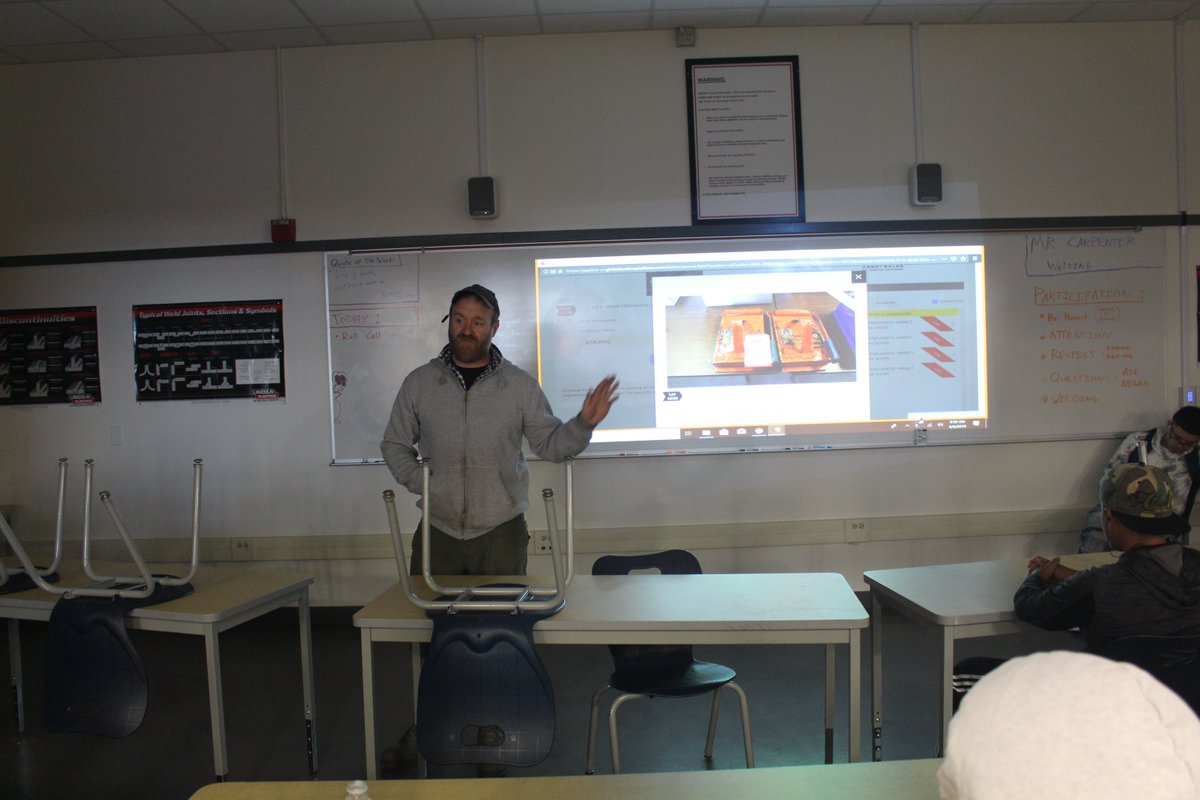 CoCoSchools's tweet photo. Tonight, we celebrate the educators who inspire, mentor, and prepare students for bright futures. Among them is Benjamin Carpenter, Welding Teacher at Kennedy High School and one of West Contra Costa Unified School District’s Teachers of the Year.
#CCCOE #TeachersOfTheYear https://t.co/yYfxTySKOU