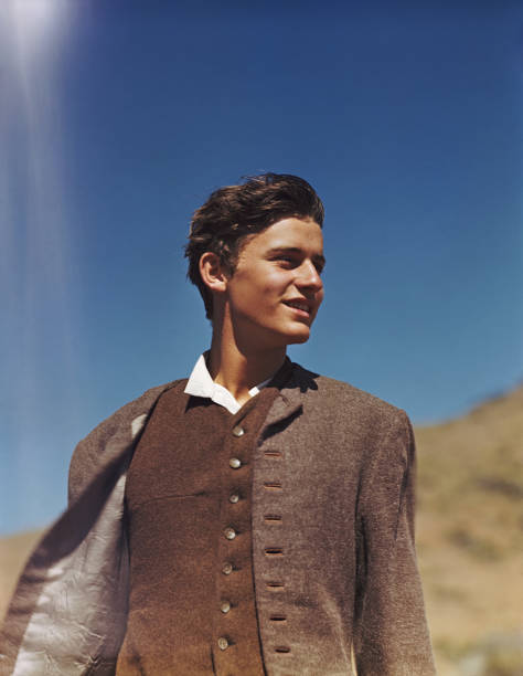 RodneyMarshall1's tweet photo. Remembering actor Roddy McDowall, BOTD 1928, in Herne Hill, London. He worked with some of the great film directors, including Fritz Lang and Orson Welles, was a major star on Broadway and excelled in so many classic TV series. I remain a big fan of his artistic range. https://t.co/hYmVAVBWor