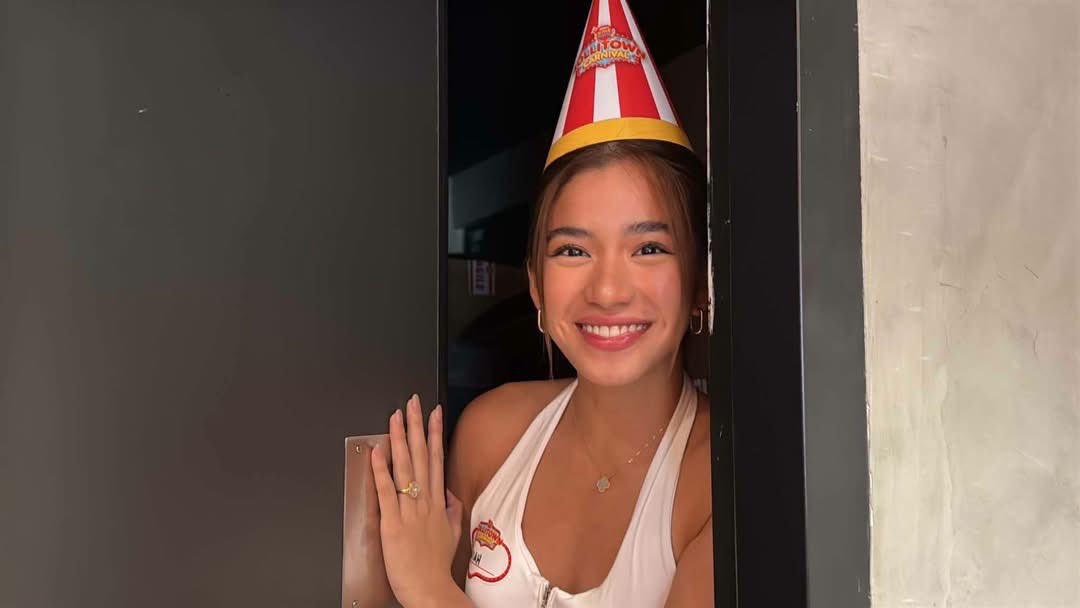 menchkween's tweet photo. 🥳 https://t.co/fcOZT4DCGD