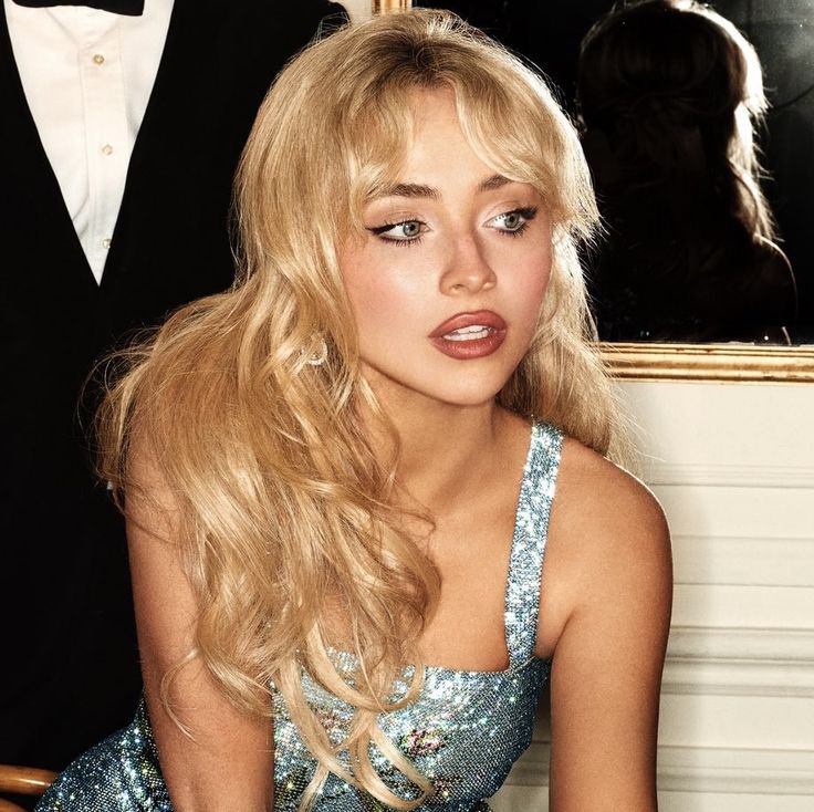 lovethve's tweet photo. Sabrina Carpenter unfollowed Giselle from aespa following her recent controversies over allegedly supporting r@p1sts and abvsers. https://t.co/q0Bht3TAuZ