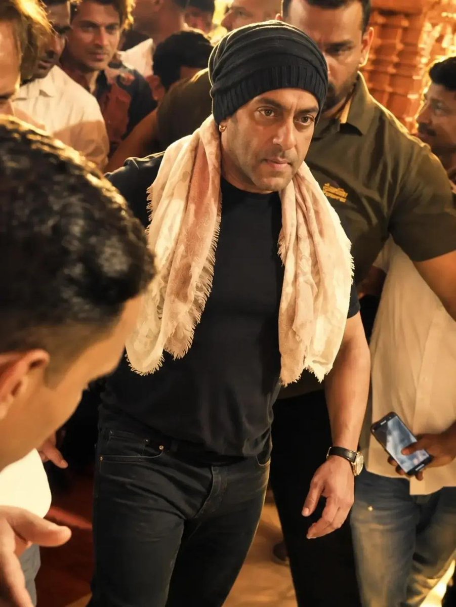 ridaabbas31's tweet photo. Mt sweetheart Salman 💕💕@beingsalmankhan😍😍❤️❤️ https://t.co/ndnVKiaXxm