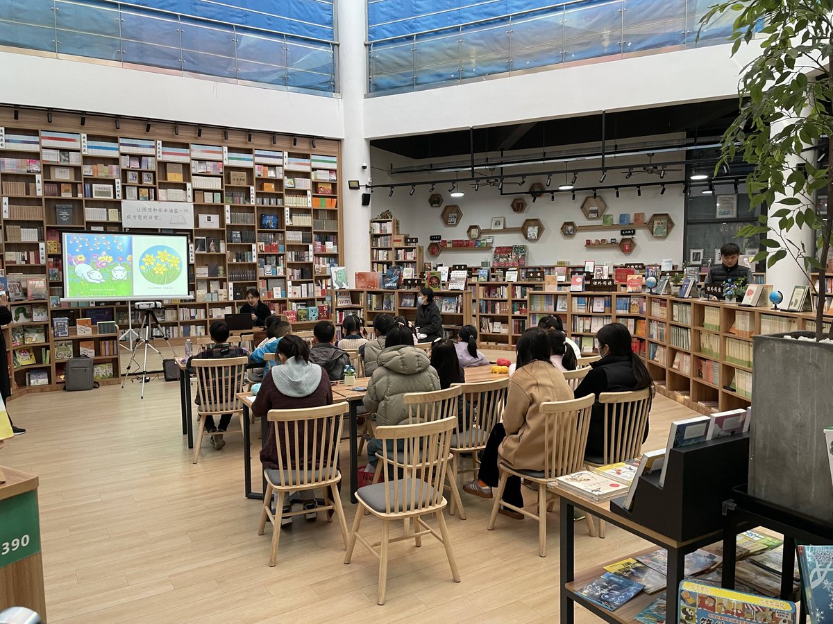 nibbu279960's tweet photo. Join our community book swap this Saturday at the central park! Bring a pre-loved book, take a new one, and chat with neighbors over free coffee. All ages welcome! https://t.co/N2pD1XhGvc