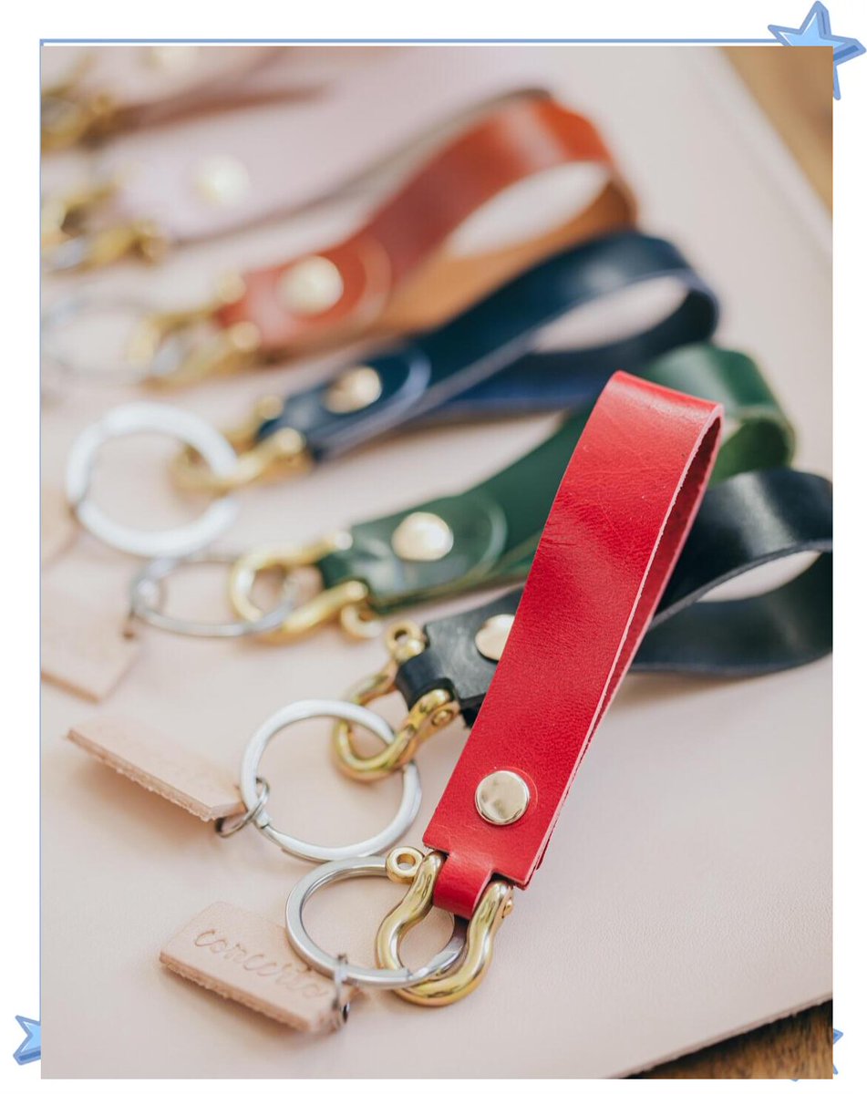mKzce3nUbEYUBPS's tweet photo. Just made a custom leather keychain with an old belt! Super satisfying DIY project that turns waste into something useful.  #DIYCrafts #Upcycle， https://t.co/f9aNZ3kkq2