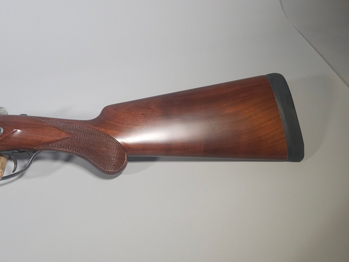 Hvgun835's tweet photo. A beautiful field gun with that classic side-by-side look. 
CZ Ringneck 12 Gauge
• 28” polished blued barrels
• Color case-hardened action
• Removable chokes
• Very minimal wear https://t.co/PWenYFFSkb