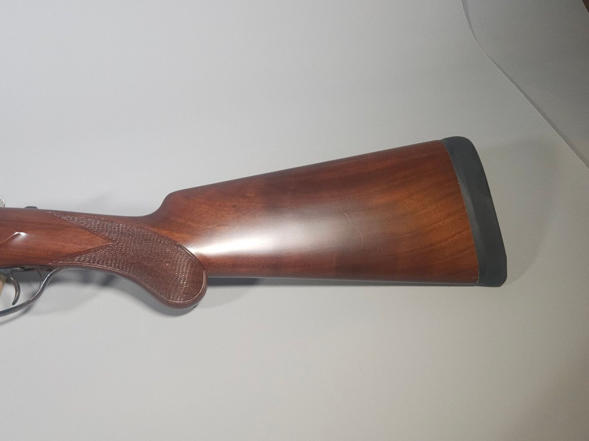 Hvgun835's tweet photo. A beautiful field gun with that classic side-by-side look. 
CZ Ringneck 12 Gauge
• 28” polished blued barrels
• Color case-hardened action
• Removable chokes
• Very minimal wear https://t.co/PWenYFFSkb