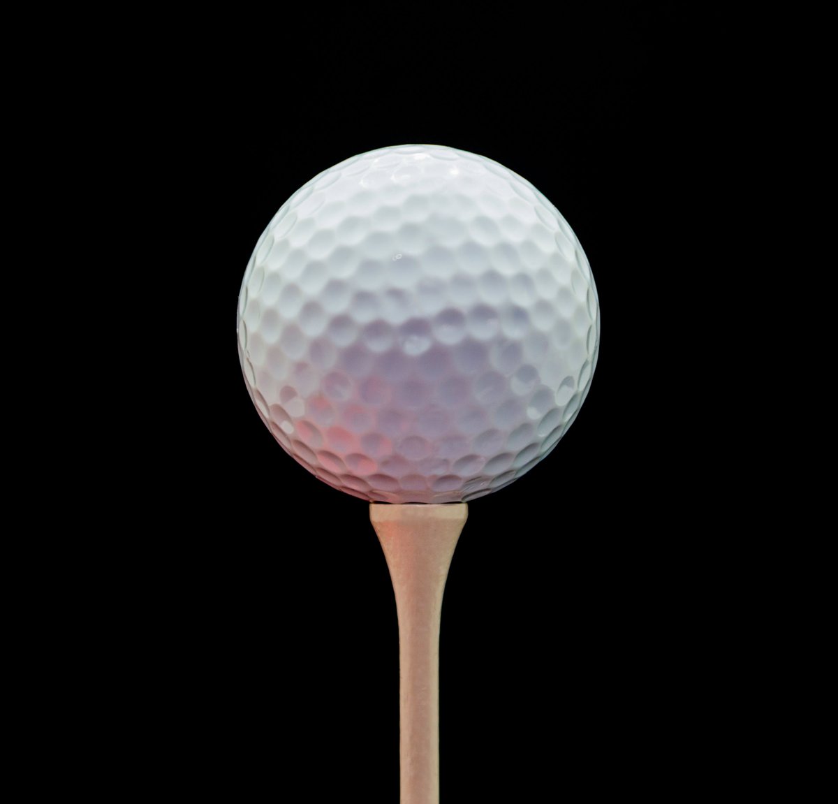 midnightfox2006's tweet photo. At the community course on a cool day, I was there after shopping. I was with a friend, and we were casual. For angle, the swing felt ready and simple. I felt uplifted. #AfterWorkGolf #CasualGolf https://t.co/RjP9Bl6DHf