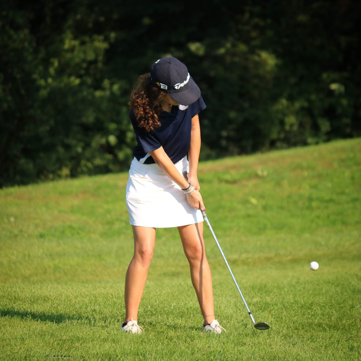 swat512's tweet photo. After errands, I was at the prairie fairway on a cool day. For mobility, the swing felt stable and purposeful. I was with a nurse, and we were chatty. I felt contented. #GolfRoutine #RelaxAndPlay https://t.co/H6h6WUYRWC