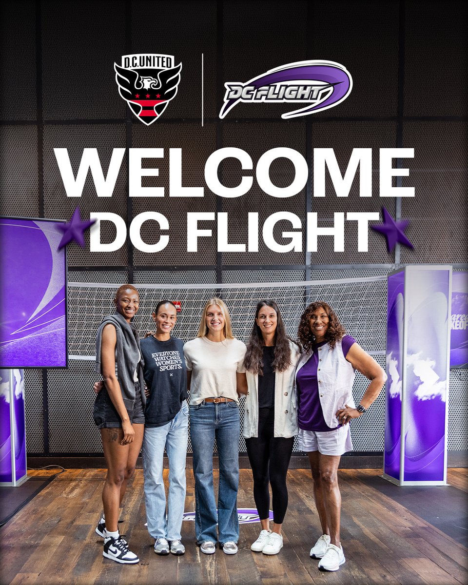 dcunited tweet picture