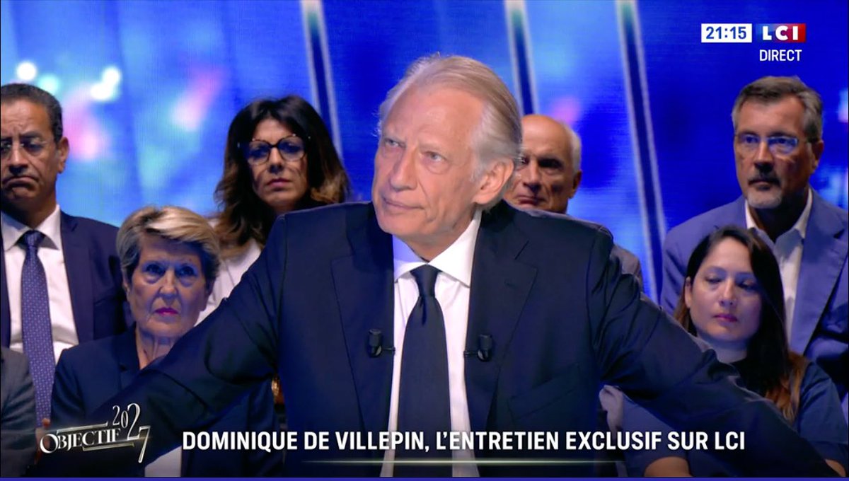 LFHumaniste's tweet photo. @Villepin est en direct sur @LCI pour parler de la France ! 🍿

#objectif2027 
#villepin2027 https://t.co/ZMC0hmPlVE