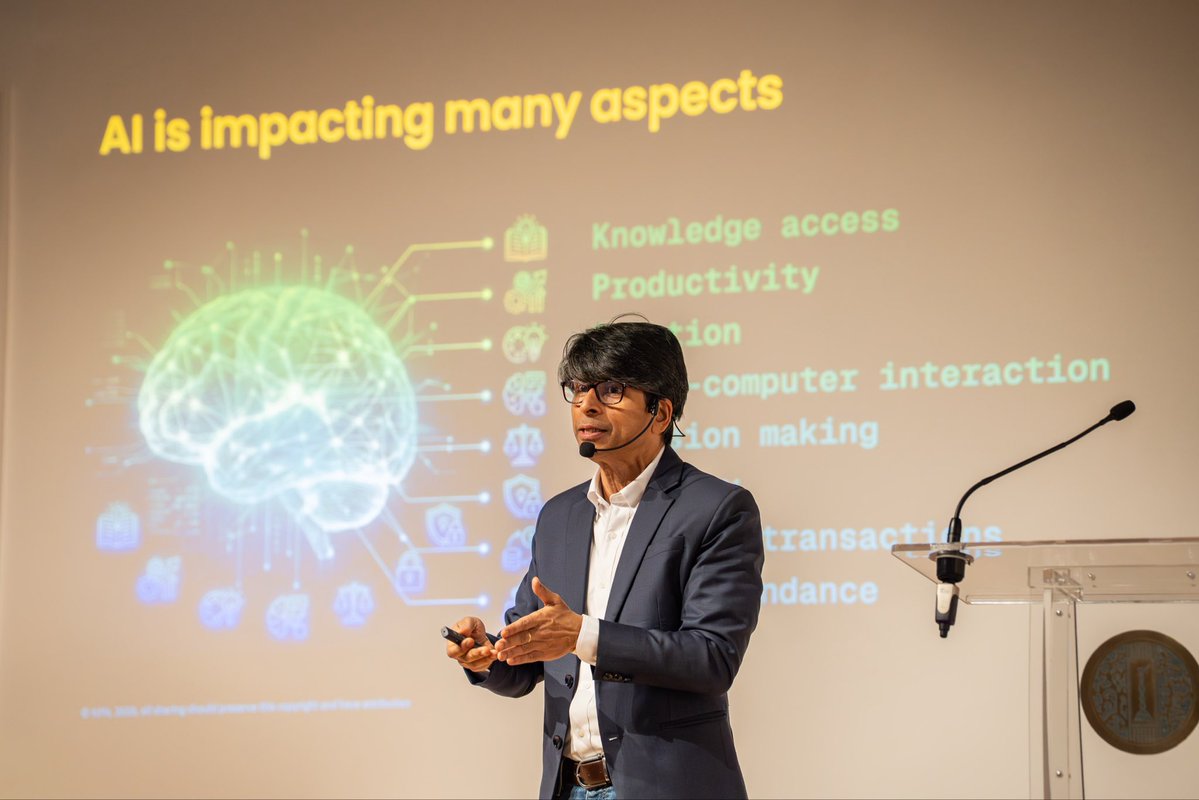 IndiaembFrance's tweet photo. L'Ambassade de l'Inde à Paris a accueilli l'« Atelier sur le modèle numérique indien (DPI) » au Centre culturel Swami Vivekananda.

Le Dr Pramod Varma, cofondateur et architecte en chef de « Networks for Humanity », a présenté un exposé éclairant devant de hauts fonctionnaires français de l'IGPDE (Institut de la Gestion Publique et du Développement Économique), soulignant comment l'infrastructure publique numérique (DPI) de l'Inde et Aadhaar autonomisent des millions de personnes grâce à leur ampleur, à leur innovation et à leur caractère inclusif.

@PMOIndia @MEAIndia @francediplo @IndianDiplomacy @pramodkvarma @NPCI_NPCI @FinMinIndia @PIB_India @mygovindia