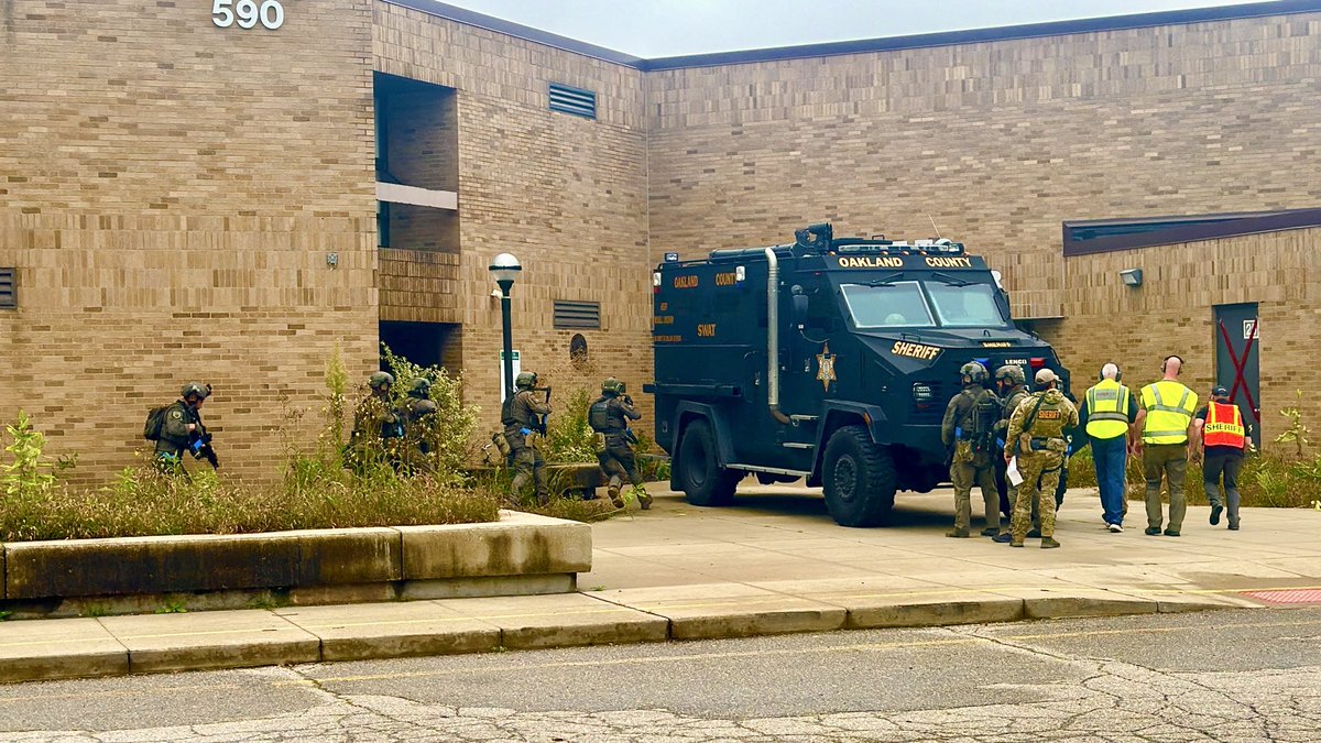oaklandsheriff's tweet photo. Since Sunday, our specialized teams—including SWAT, Aviation, and more—have been working around the clock alongside our law enforcement partners, fire service partners, and area hospitals in intense, immersive, real-life training scenarios.

We hope and pray we never face situations like these—but hope is not a strategy. Preparation is.

At all hours of the day and night, our teams have responded to simulated active shooters, hostage rescues, barricaded suspects, and other critical incidents. The exercises have been demanding, realistic, and intense. We included role-players that had simulated injuries, so the team had to triage and respond to mass casualties. 

During one hostage-rescue scenario, an operator suffered a serious injury while breaking through a window, severing part of his thumb. After undergoing surgery at the hospital, he asked if he could, and ultimately did, return to work.

That is the level of determination, commitment, and professionalism these men and women bring to their mission. They train relentlessly so that, no matter what happens, they are ready to protect this community.