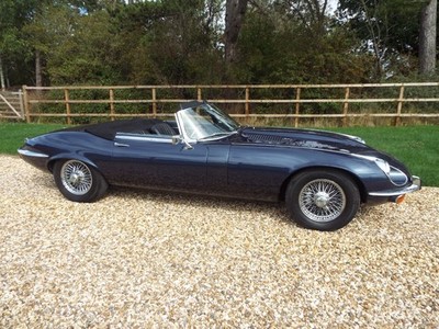 UKClassicCars's tweet photo. Ad: For Sale - 1973 JAGUAR E TYPE V12 ROADSTER MANUAL https://t.co/Hi380smm6B <<--More #Jaguar #EType https://t.co/jWs4rWnuyH