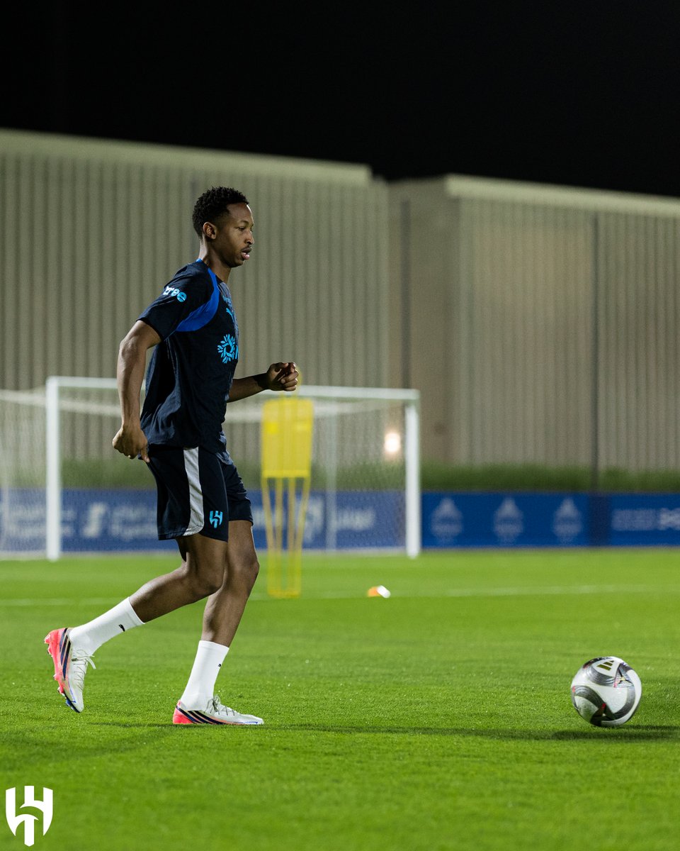 Alhilal_FC's tweet photo. 📸 نعاود تدريباتنا 🔙 https://t.co/3dUJaRtyHe
