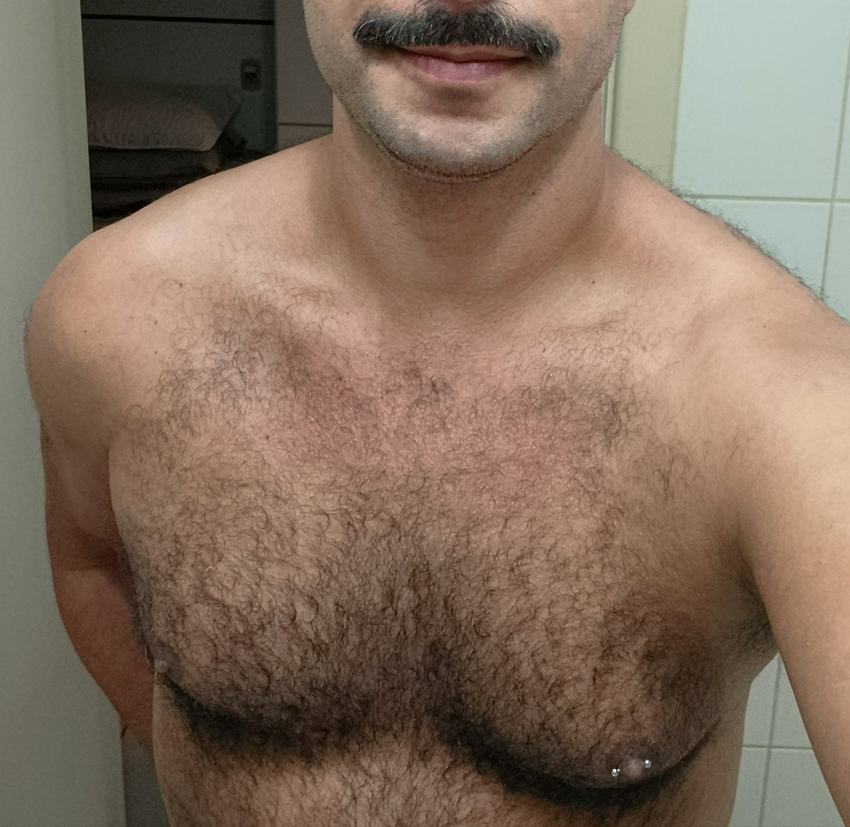 HenriqueHairy's tweet photo. @Fred_Wicca 🔥🐻 https://t.co/cFQDCANG5i
