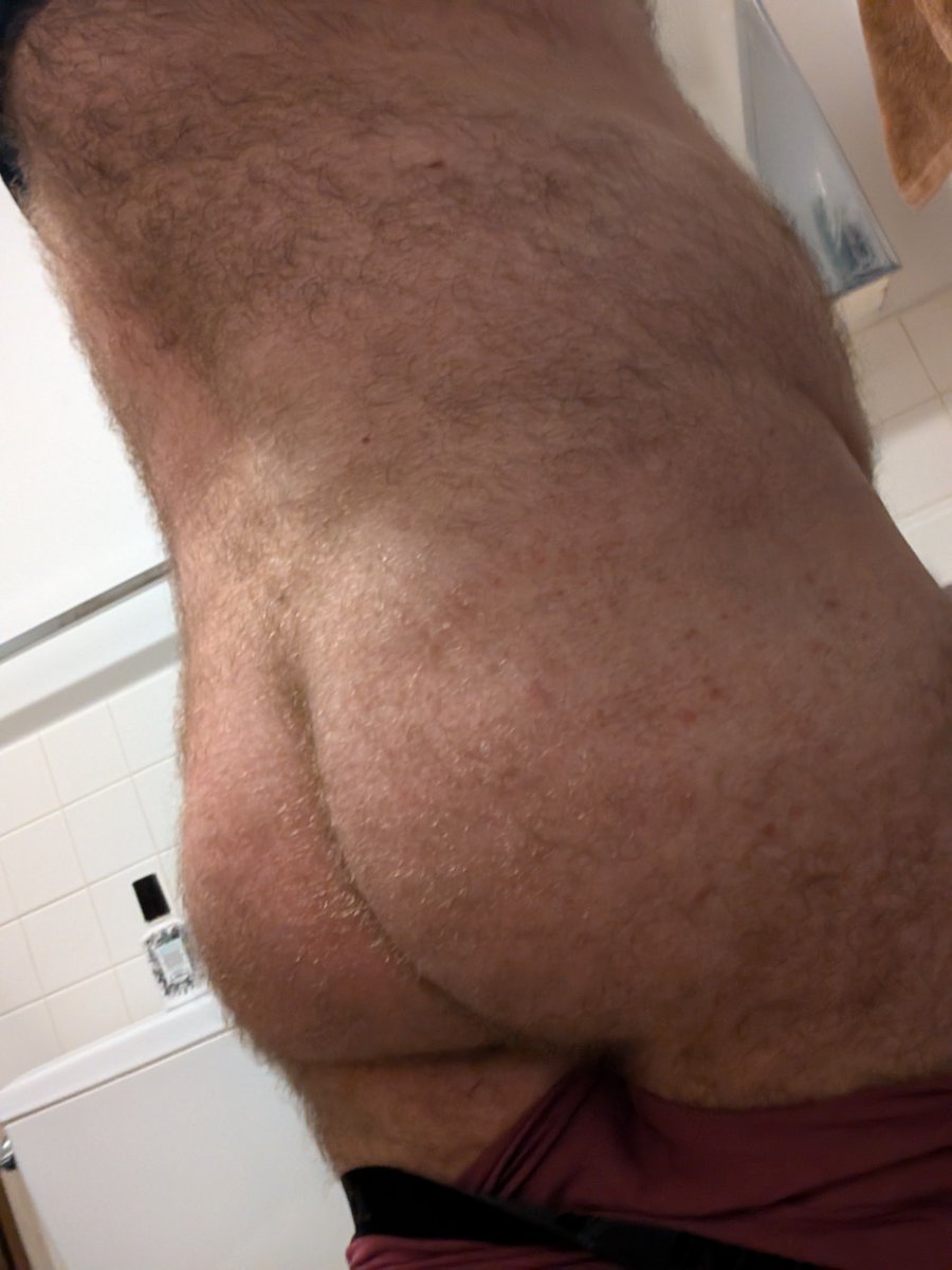 cuddlecub04's tweet photo. @beefy_guys Toosh :p https://t.co/mGl0MTNc7q