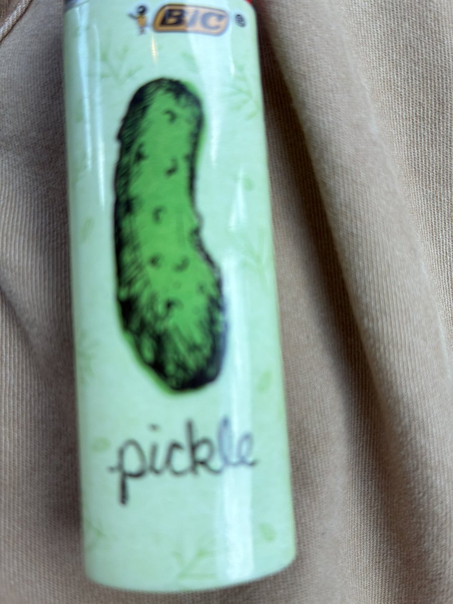 gimpsquid's tweet photo. Pickle lighter https://t.co/lFvispyp1W