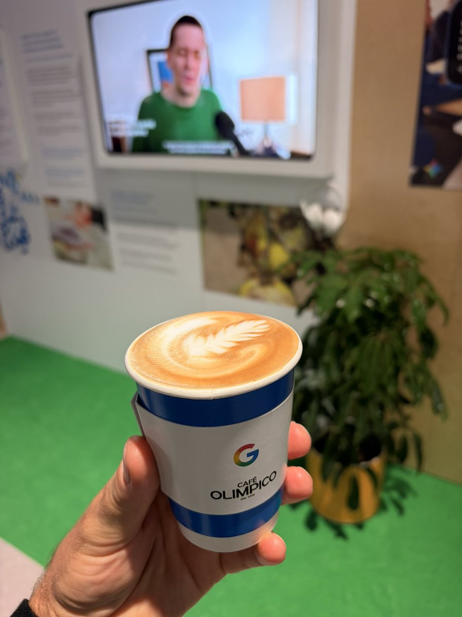 manu_menv's tweet photo. Montreal 🫶☕️

C’est google qui paye son café aujourd’hui! 🤓 https://t.co/WGTf54p74B