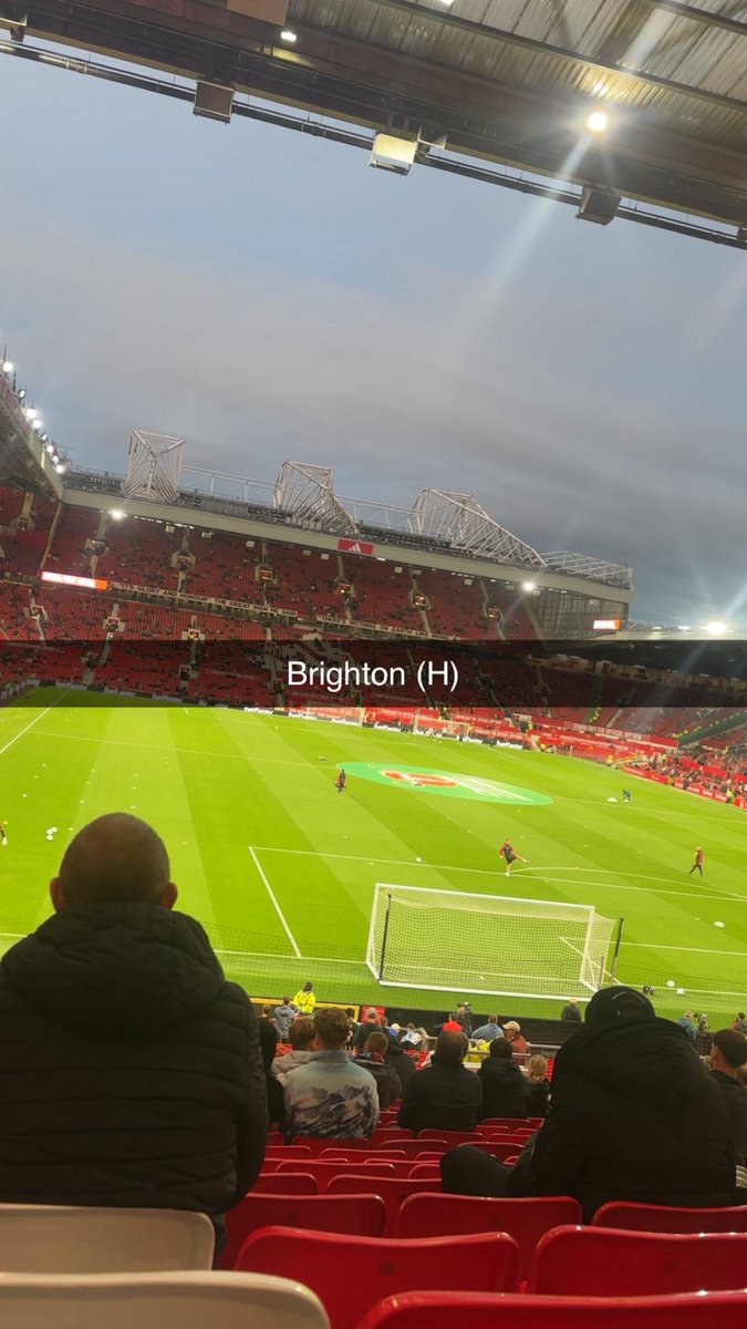 WillMUFC_1's tweet photo. @utdtimmo Alright seats tho but fuck me did we play bad https://t.co/g27rkG7jXI
