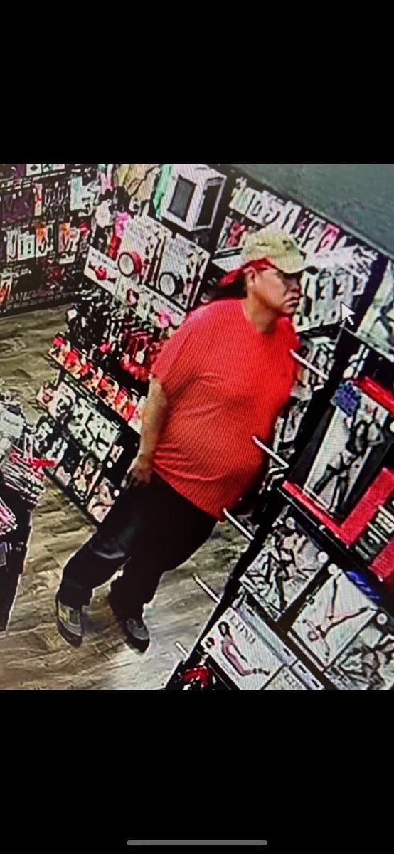 HfxMda's tweet photo. **** Via Truro Police

PUBLIC ASSISTANCE 

The Truro Police Service is requesting the public's assistance with identifying the persons depicted in the pictures posted below.

If anyone recognizes these individuals, please contact the Truro Police Service at 902-895-5351 https://t.co/2Z3hpEbCmS