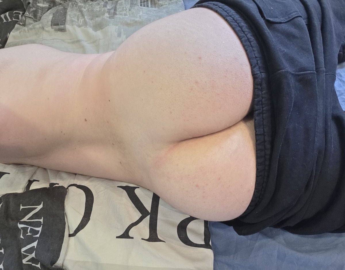 Kubak4m8's tweet photo. Take them off and fuck me🥴

#nsfw  #bottom #ass #pasyw #sub #twink  #dupa #polish #pasyw #pas #boypussy #gay #gayboy #twink #femboy #ass #booty #bussy #butt #bubblebutt #pawb #pawg #nsfw #sub #slut #bnwo #bbc #thicc #gej #puppy #dom https://t.co/UfpDk8XkTB