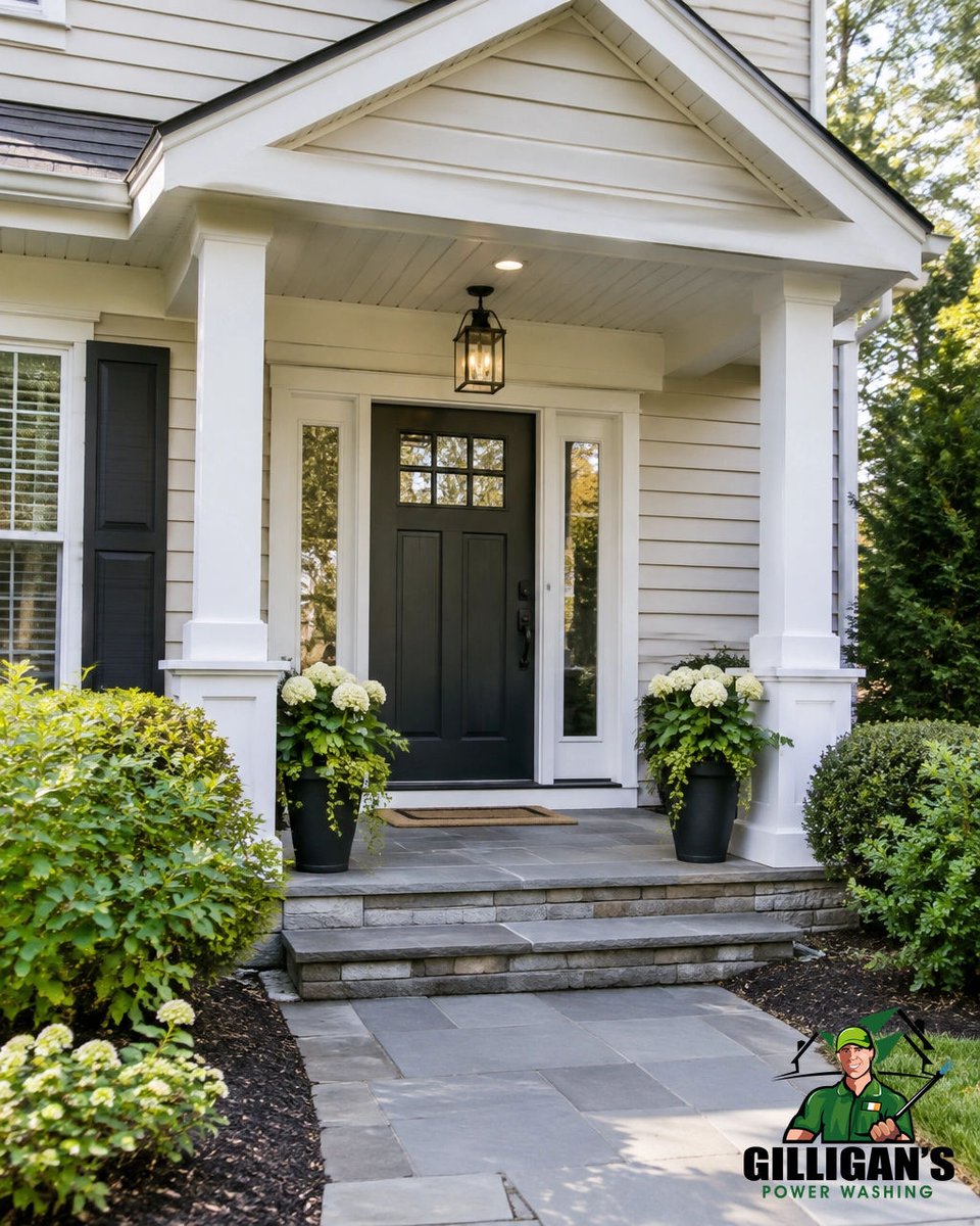GilliganPower's tweet photo. Refresh the welcome home. Gentle soft washing renews front-entry siding, trim, and porch columns: removing mildew and seasonal buildup while protecting fine finishes. https://t.co/4xPOp7uLVs #Tenafly #Haworth #Demarest https://t.co/dnNL1fTmQe