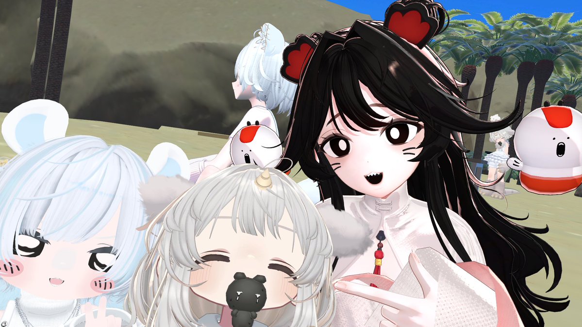 vrc_chaka's tweet photo. 小さくて可愛いのがいっぱいいたよ #ちいかわ改変集会 https://t.co/UJwfOKsx9h
