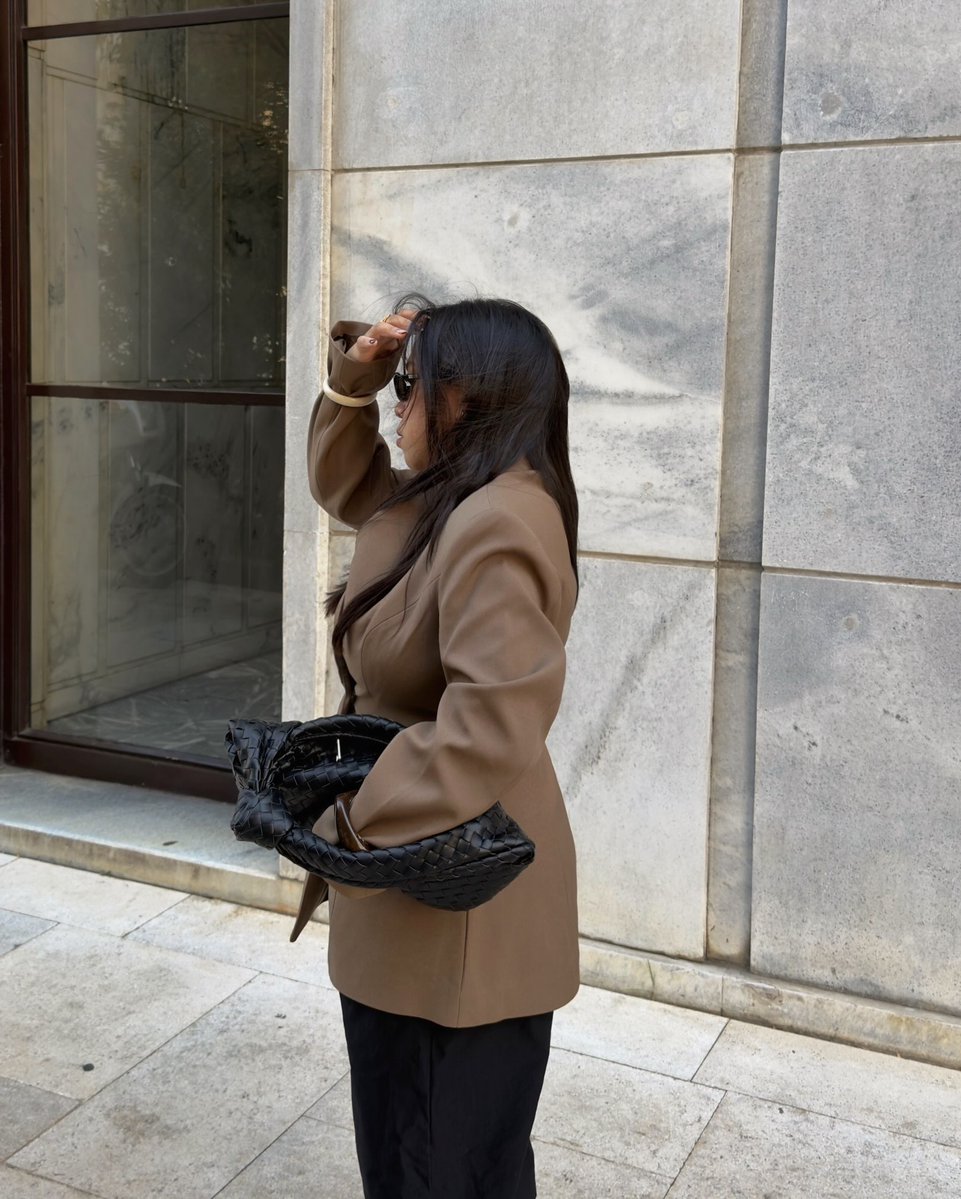 isabellathpgcc's tweet photo. Entering my autumn wardrobe with NA-KD 🤎 Get 15% off everything for one week with code “camillerosales. ” Advertisement with NA-KD. https://t.co/pRwyFiG8yu