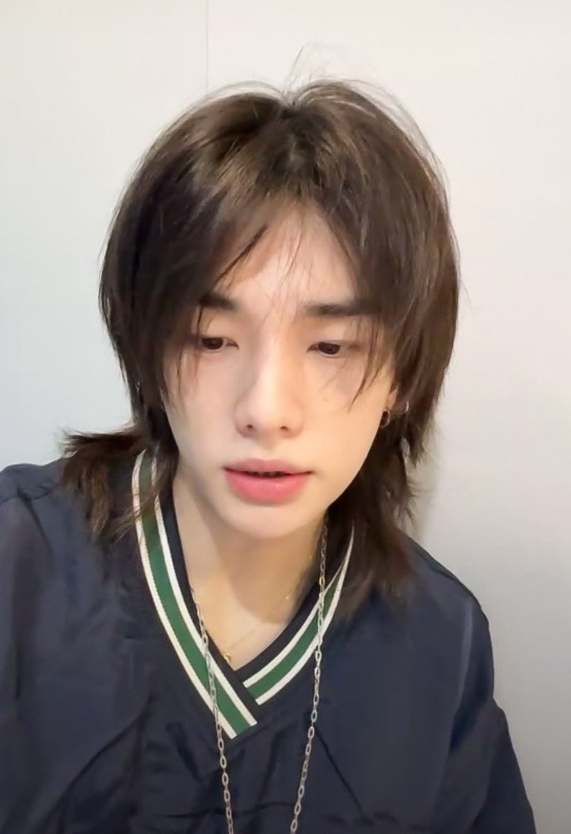 hyunecafe's tweet photo. so soft and pretty https://t.co/VZyIWbbHjQ