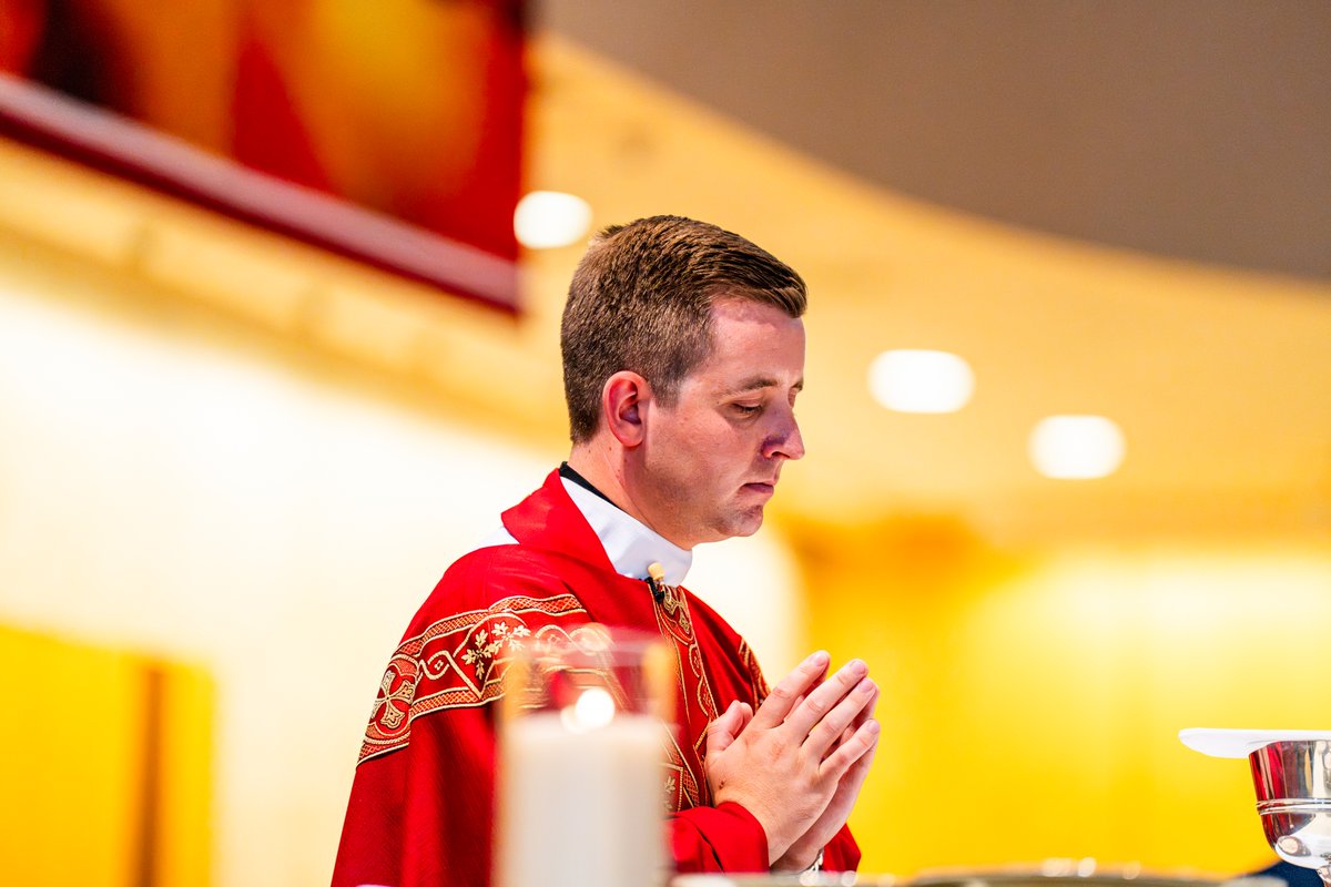 Chaminade_HS's tweet photo. Yesterday was a special day of faith at Chaminade. 

We celebrated our first Mass of the Holy Spirit, welcoming two Chaminade alumni back to lead our celebrations.

Archbishop Christopher Cardone ’76, who serves in Honiara in the Solomon Islands, led the Mass for our juniors and seniors, while Fr. Christopher Heller ’13 of the Cathedral of Saint Agnes in Rockville Centre led the Mass for our freshmen and sophomores.