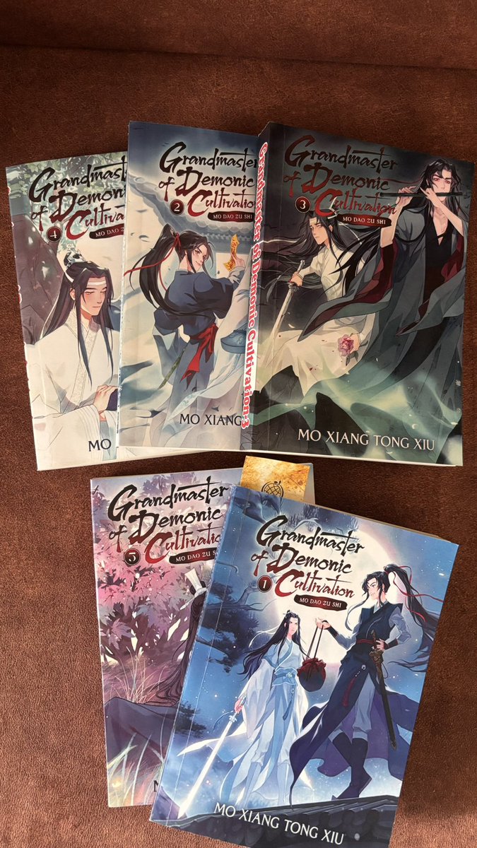 wangsakxian's tweet photo. I am reading these again after 6 years here, man feels homecoming https://t.co/ojwesxqa1n