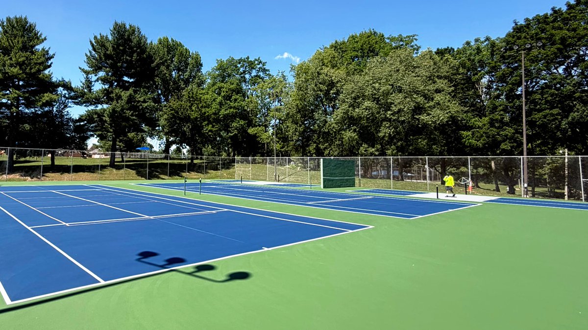 Keystone_Sport's tweet photo. This marks our 4th project at Washington County, this time at Martin Snook Park!
Named after the community leader who helped establish the park, Martin Snook now has freshly renovated tennis and pickleball courts!
#EngineeredForPerformance #Keystone #KSC #KeystoneAthlete https://t.co/vORUOJMUdM