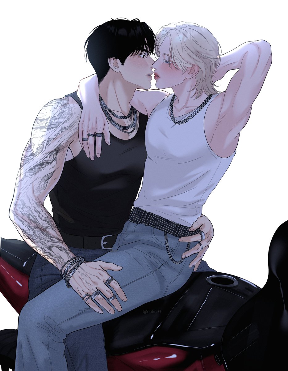 dolmr0's tweet photo. 🏍🌙 https://t.co/388VbIt3UK