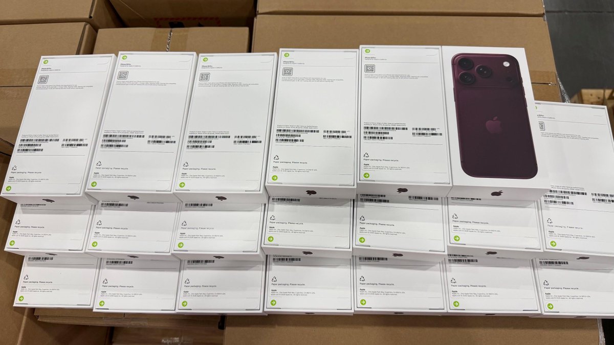 typecarlosm's tweet photo. @TMobile CEO posted this and deleted right after https://t.co/uW0zOCdvq9