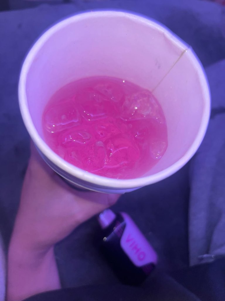 DRANK3t's tweet photo. Eating good siping better https://t.co/qgHa7Kzeqx