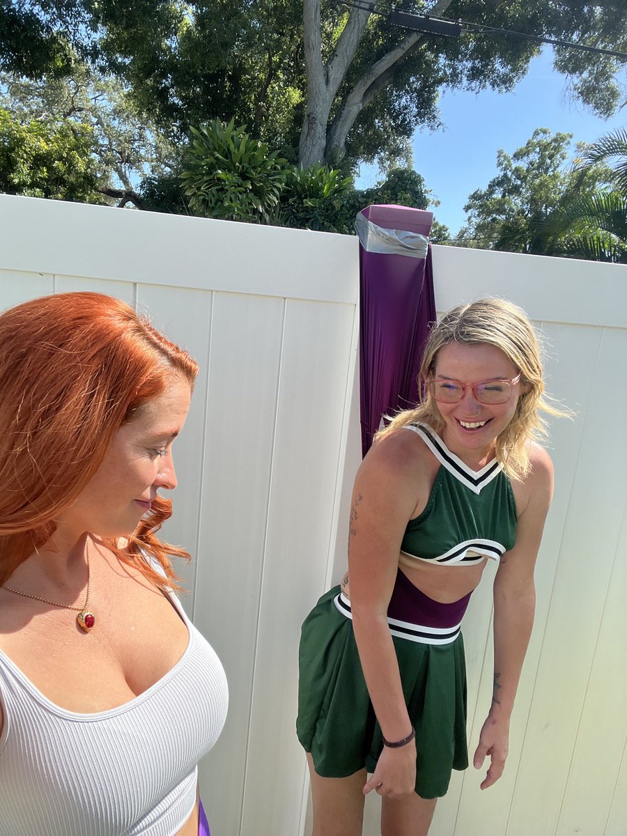 feelinsunnie's tweet photo. Look at this fucking loser. Just made this wannabe hang from her huge dorky panties. 🤓 @kodyevans21 https://t.co/W8PSE7YMzf