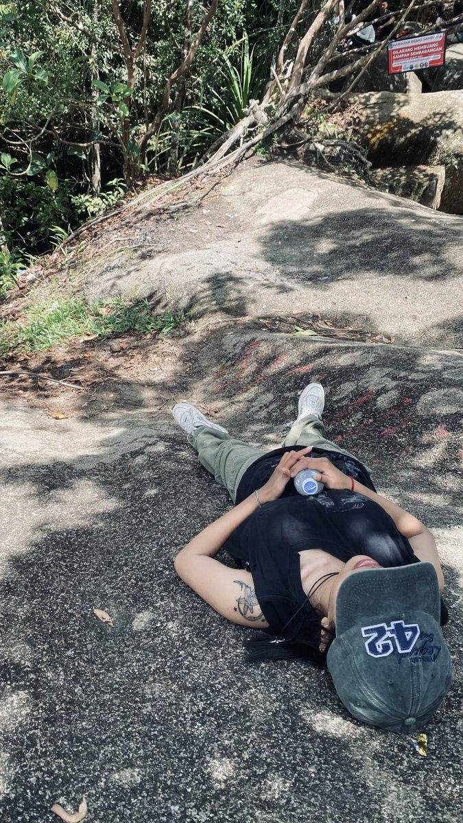 ilungaaart's tweet photo. reconnect with nature after whatever tf that was. https://t.co/SuRtWmFchK