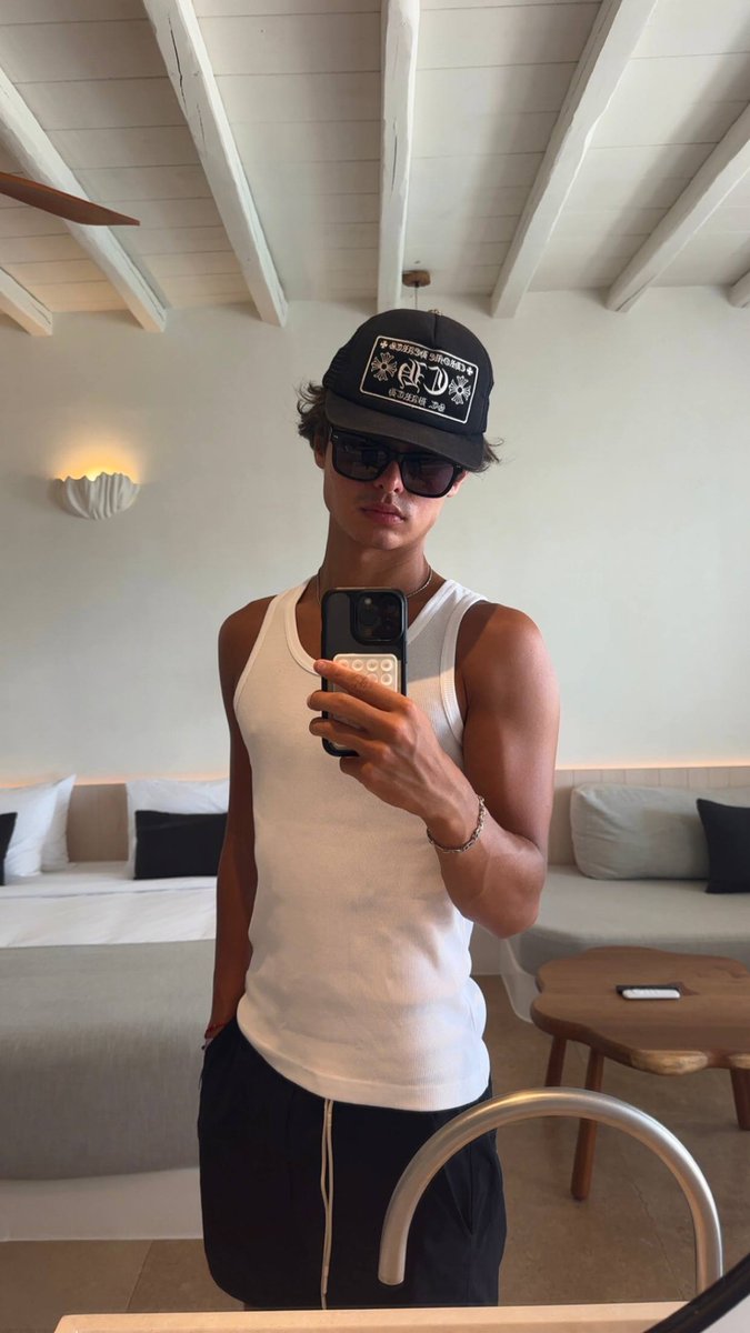 polochon_OF's tweet photo. Was a hot day🥵 https://t.co/LrqSDhRaOP