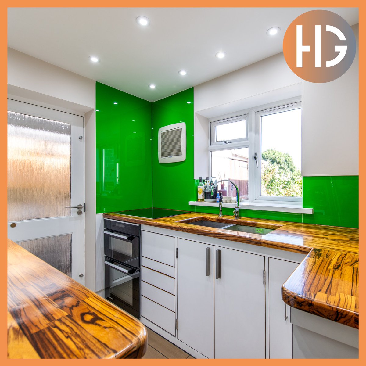 MedwayHomes's tweet photo. New Listing - Rainham
Chain free bungalow for sale with The Homes Group estate agents
See link for full details ๐ฝ
https://t.co/vVXsP20gGL
#PropertyForSale #downsize #medway #estateagent #houseprices #movinghome #retirement #BREAKING #property https://t.co/HbN43D8e76