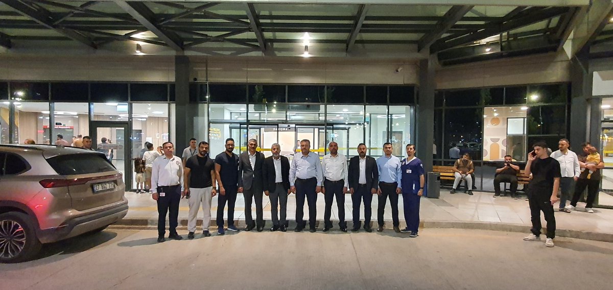 Kemalozufacik's tweet photo. İl Başkanımız Sayın Fatih Muhaddis Fedaioğlu, Nizip İlçe Başkanımız Sayın Fatih Altunses, İl Başkan Yardımcımız Sayın Fatih Deniz,Ve İl Yönetim Kurulu Üyemiz Sayın İbrahim Halil Doğruer; İle Birlikte Hastanede Tedavi Gören Hemşehrilerimize Geçmiş Olsun Ziyaretlerinde bulunduk

Tedavi Gören Tüm Hemşehrilerimize Cenab-ı Allah’tan Acil Şifalar Diliyor; En Kısa Zamanda Sağlıklarına Kavuşmalarını Temenni Ediyoruz. 🤲
@Akparti
@abuyukgumus
@fmfedaioglu 
@fatihaltunses 
@fatihhdenizz27 
@ihalildogruer