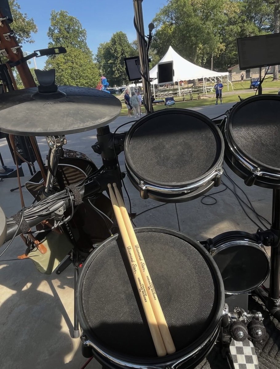 DiemondStar's tweet photo. Never leave your creativity at home.

Get your sticks at https://t.co/UbiN4wovgZ

7A • 6A • 5A • 3A • 5B • ROCK

Eric Callahan #drumsetup with Diemond Star #Drumsticks

#Drummer
#DiemondStar
#FeelTheDifference
#PlayTheFeeling
#Drummers
#Drums
#PlayBeyondTheOrdinary https://t.co/EfwK05kBVC