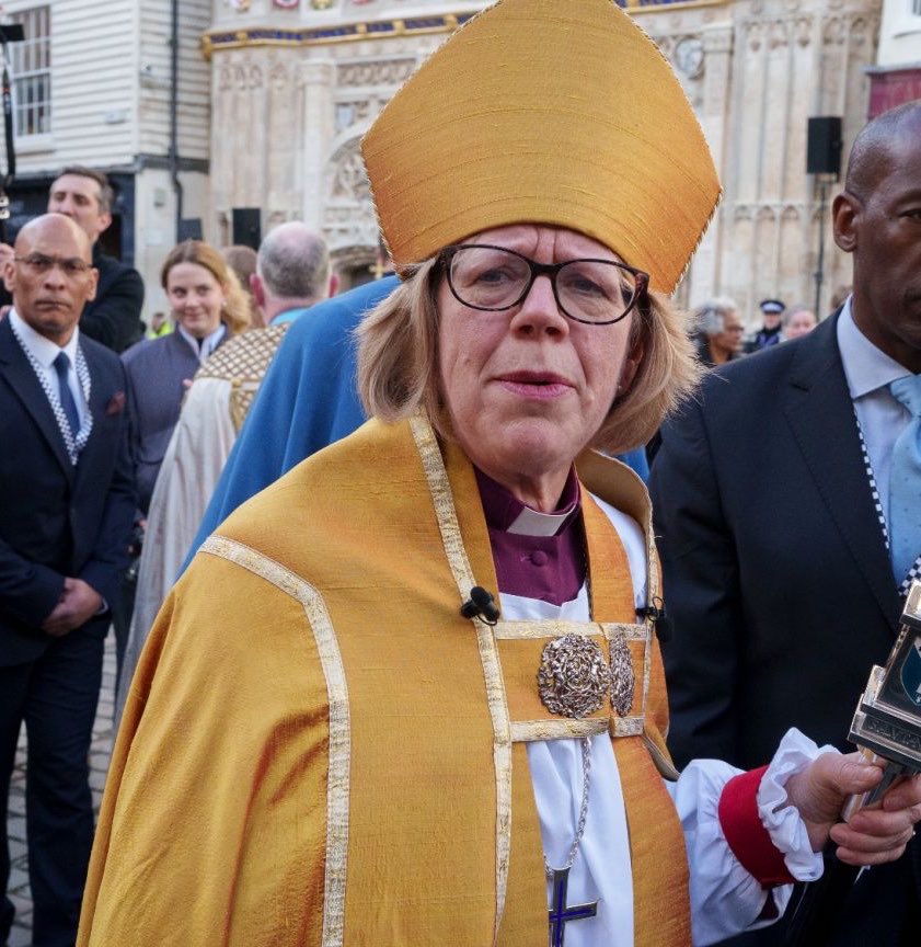 ArchRose90's tweet photo. "We would like you to bring more people to Christianity.”

Sarah Mullally: 

Sorry, the best I can do is a reparations crusade and accidentally giving an award to an Islamist who praised Osama bin Laden. https://t.co/5X8dSPZhTZ