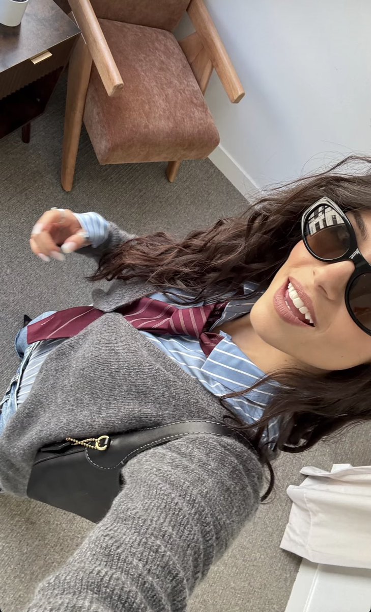 RoseLemonade26 tweet picture