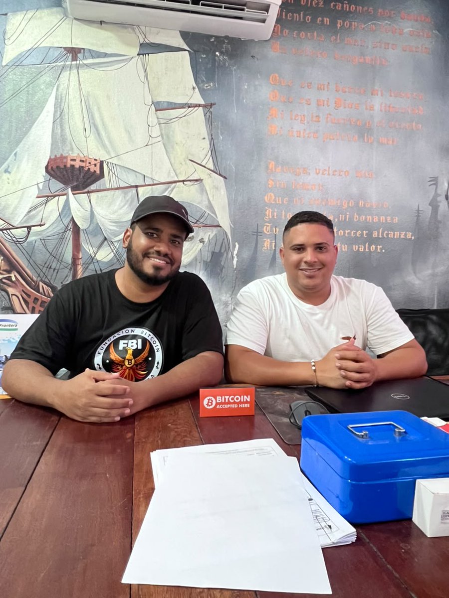 FBI_Bitcoin's tweet photo. Desde República Dominicana, @unidosxsatoshi trabaja para expandir la educación Bitcoin y fortalecer nuevas economías circulares.

Su próximo objetivo es acompañar el desarrollo de la comunidad de Montecristi. https://t.co/86n8Va2bA5
