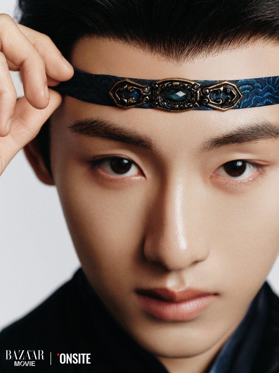 NCTSpainfb's tweet photo. [NEWS]170926

Ya están aquí las primeras fotos de WINWIN para "恰逢春" (Qia Feng Chun), en colaboración con Harper’s Bazaar Movie.

👉 ¿Qué os parecen las nuevas fotos de WINWIN?

NO TE OLVIDES DE SEGUIR A @//NCT.SPAIN Y @NCTSpainfb. GRACIAS.

🐺

#WINWIN #WayV #NCT + https://t.co/ADmO9jJqRu