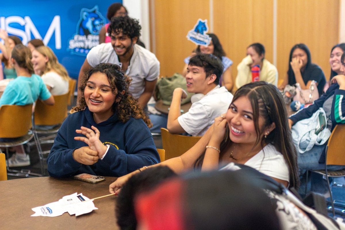 sdschools's tweet photo. More than 400 SD Unified CCTE students took their learning beyond the classroom at CSU San Marcos! Students explored majors, heard from current CSUSM students, &amp; learned about the district’s direct-admission partnership with the university.
Details here: https://t.co/a1P69cGsyN https://t.co/zxWxATbTgp